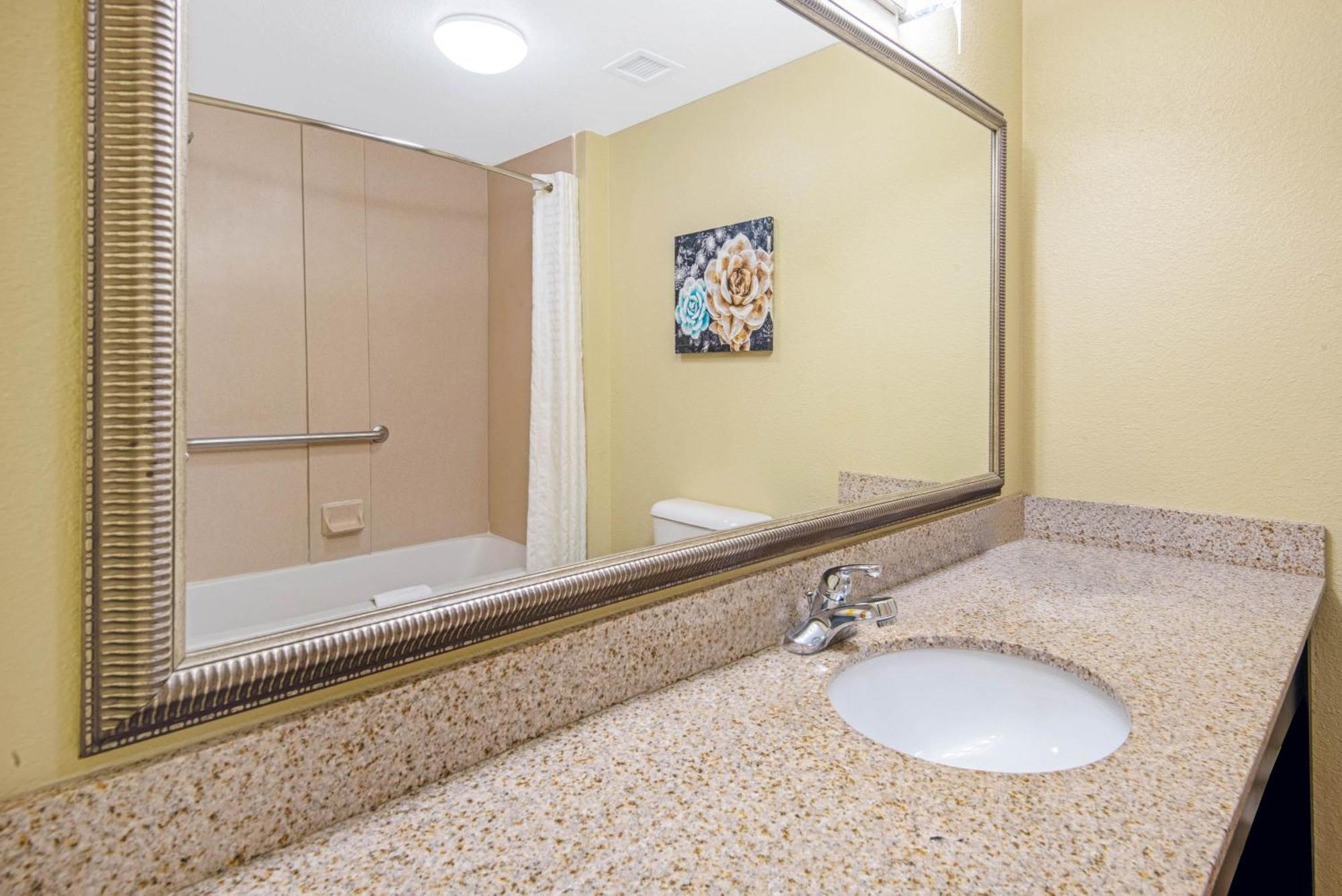 La Quinta By Wyndham Lawton / Fort Sill Exterior foto